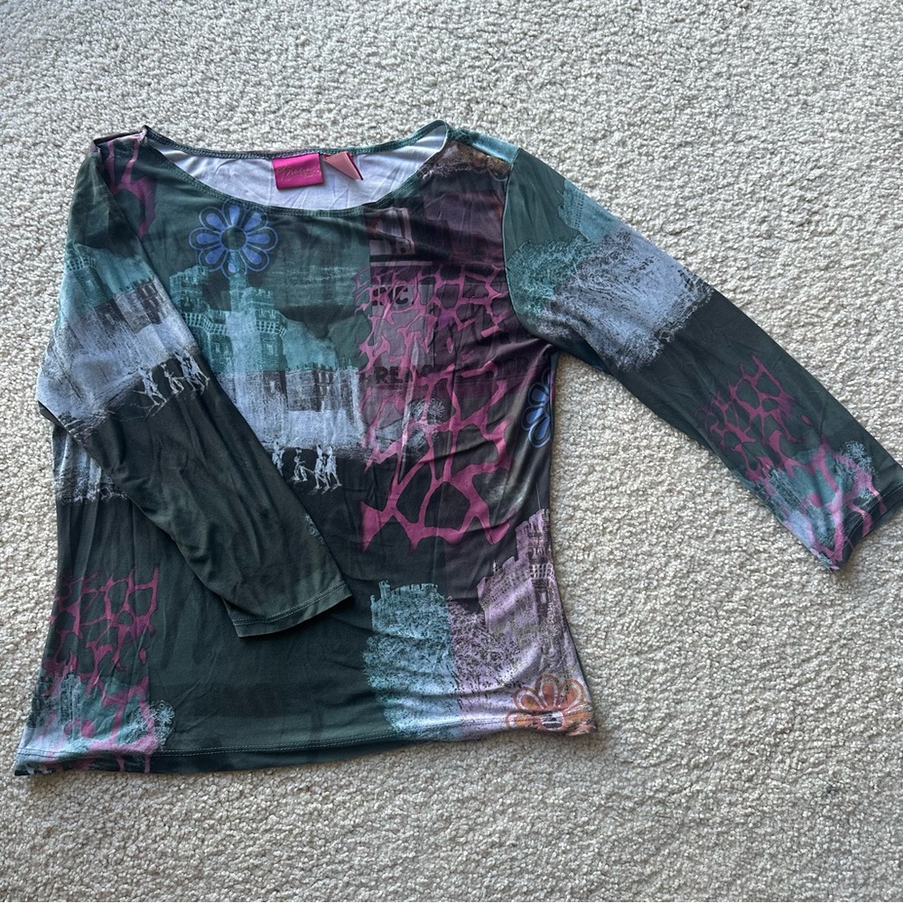 Y2K/ 90s Inspired Quarter Sleeve Top Size Medium